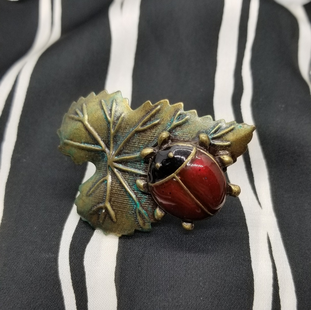 Vintage metal Ladybug Double Ring